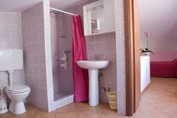 Cabrera House Bed & Breakfast 3*