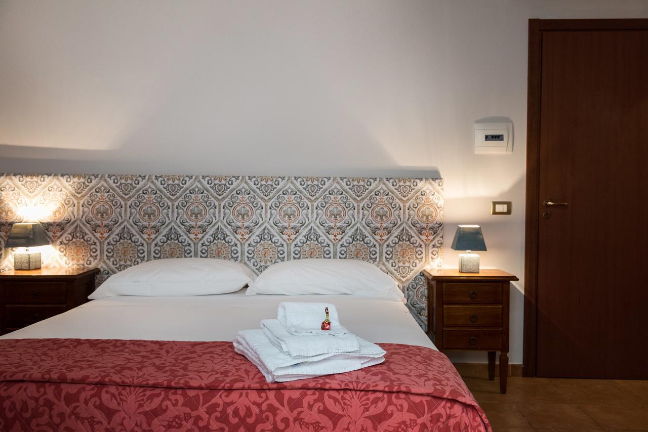 Bed & Breakfast Cabrera House 3*